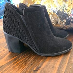 Madden Girl Cute Black Booties size 7.5